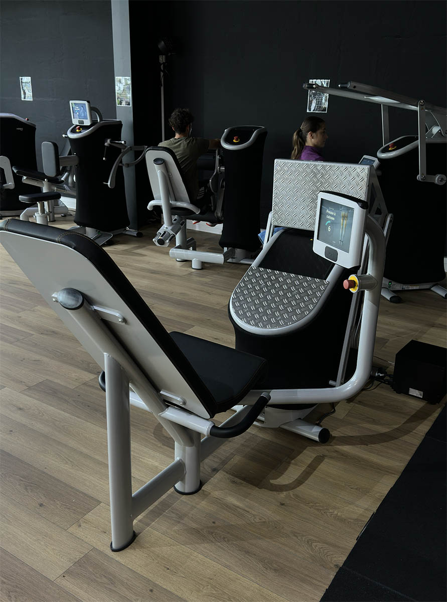 Egym